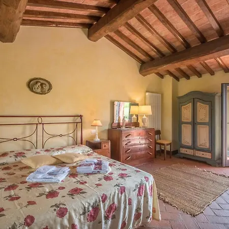 Amazing In San Quirico Dorcia With Wifi *
