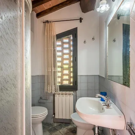 Amazing In San Quirico Dorcia With Wifi Holiday home *